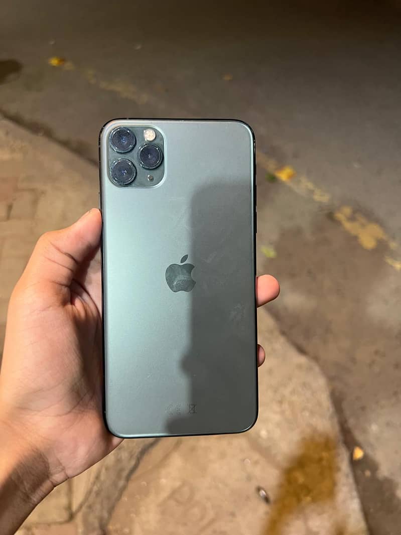 Apple iPhone 11 Pro Max 0