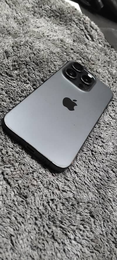 Apple iPhone 15 Pro