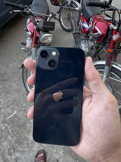 Apple iPhone 13 jv