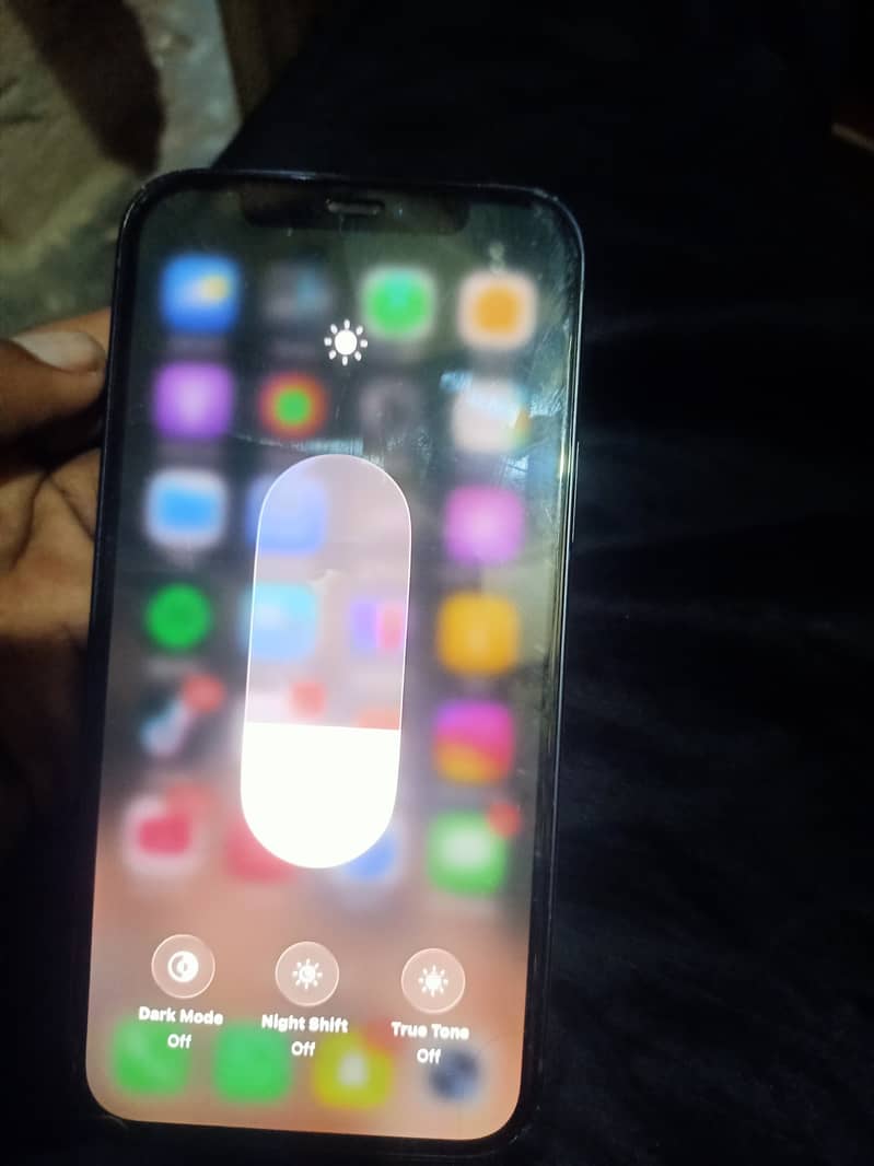 Apple iPhone 12 10