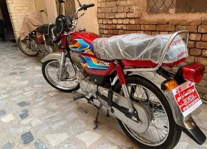 Honda CD70 2024 - Applied For - Total Genuine - First Owner - peshawer