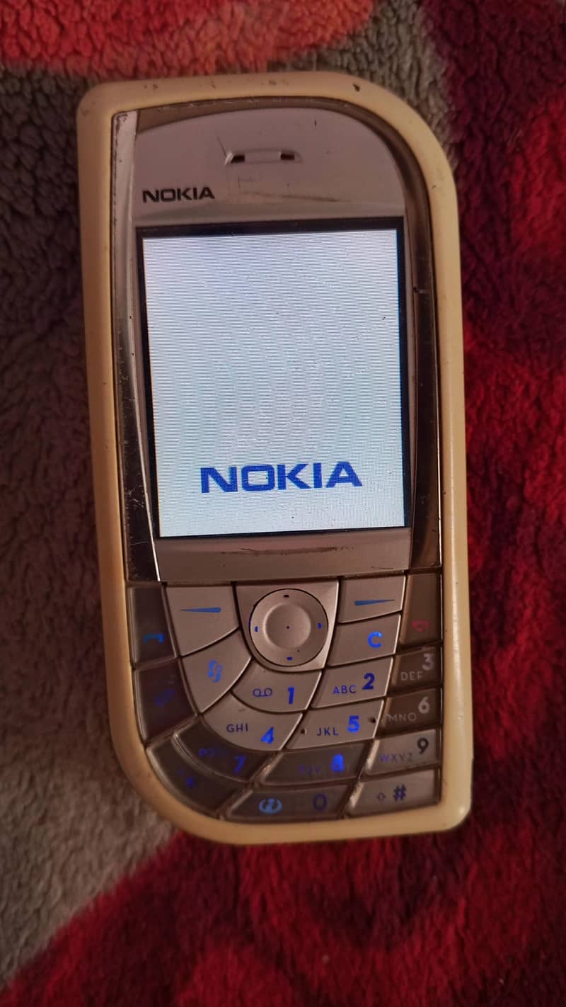 Nokia 6600 0