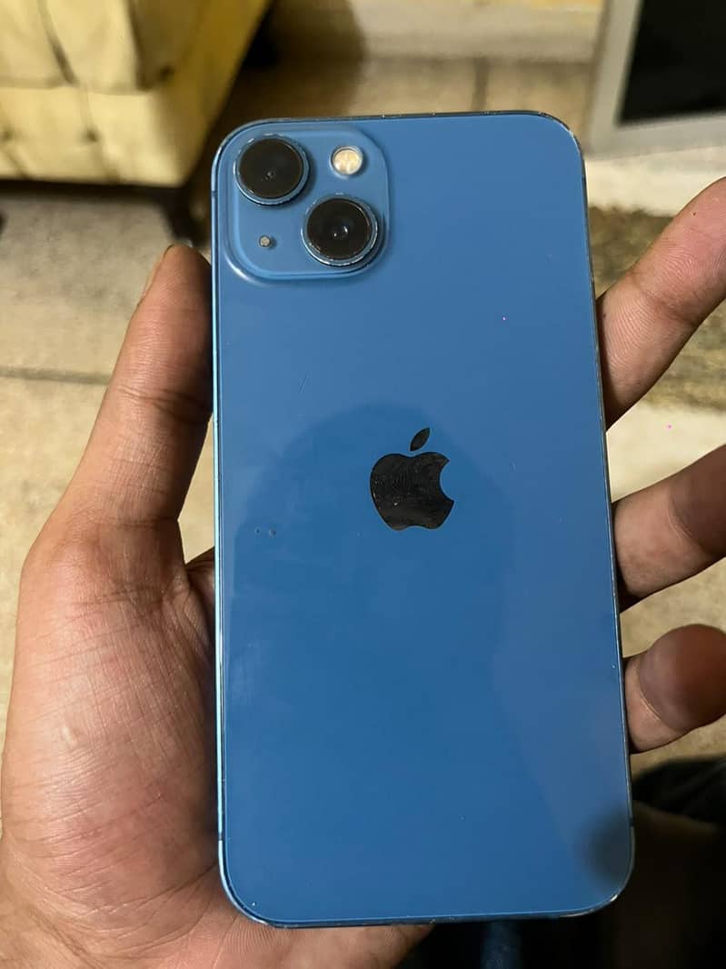 Apple iPhone 13 2
