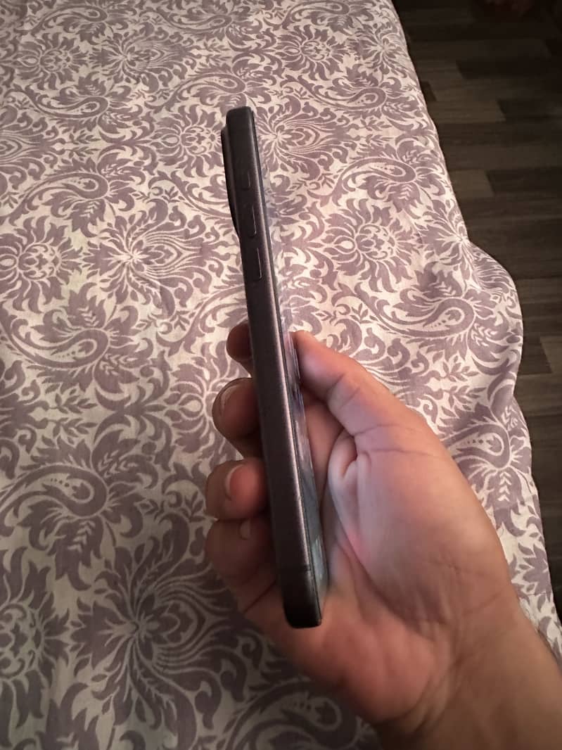 Apple iPhone 17 Pro Max 2