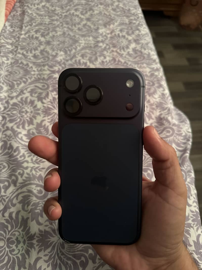 Apple iPhone 17 Pro Max 8