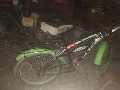 Good Condition Bicycle for Sale – Ready to Ride