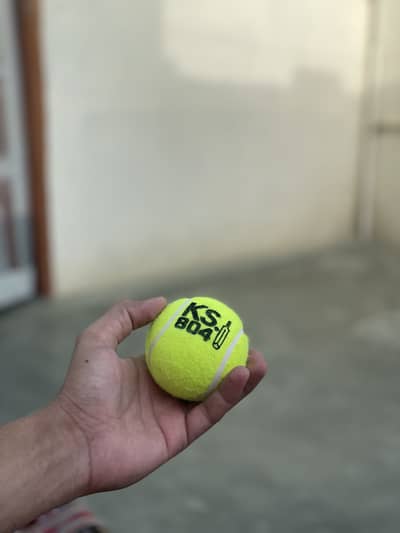 Tennis tap ball 