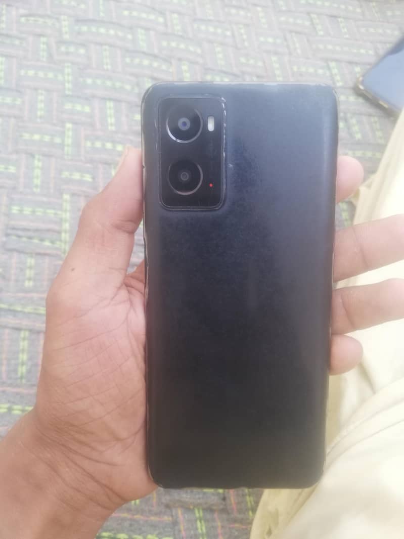 OPPO A76 4