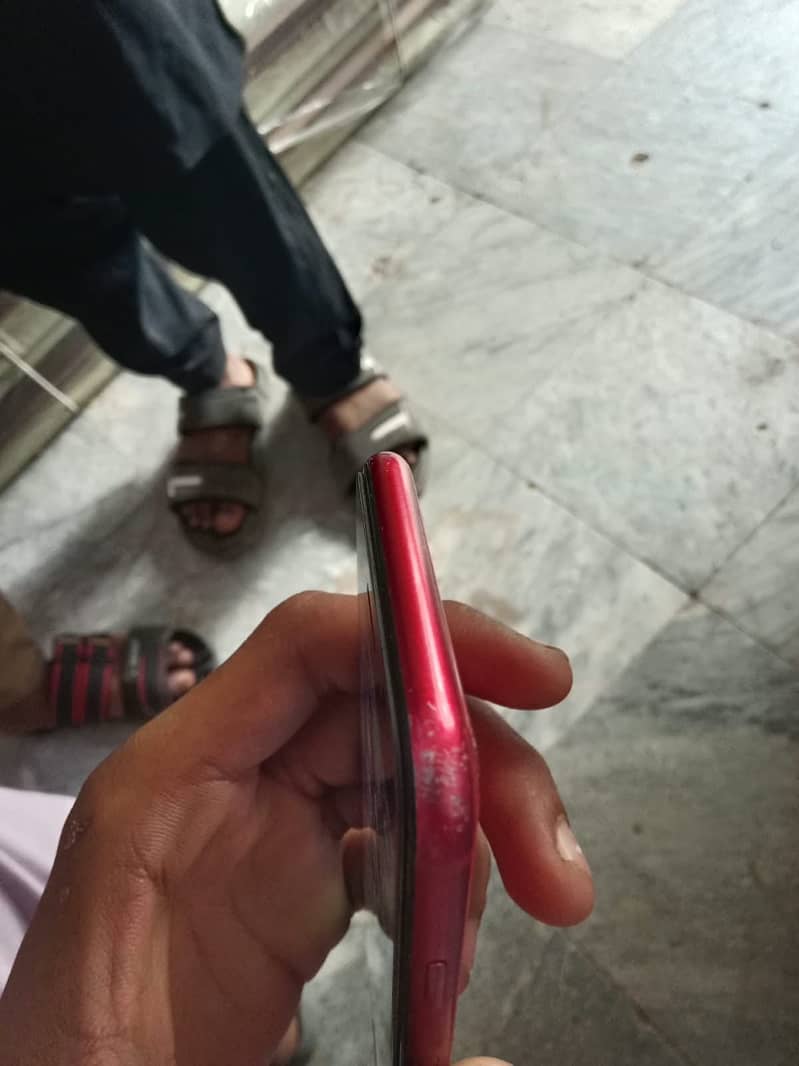 Apple iPhone SE 12