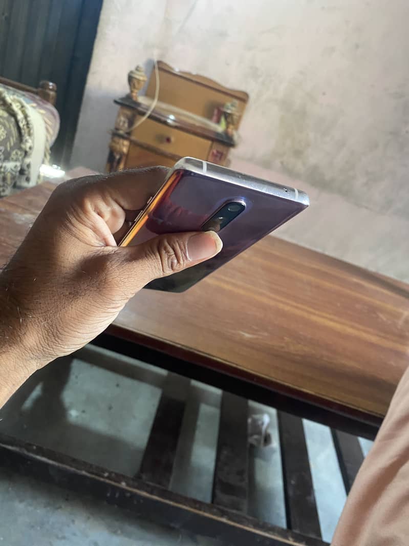 One Plus 8 dual sim 1