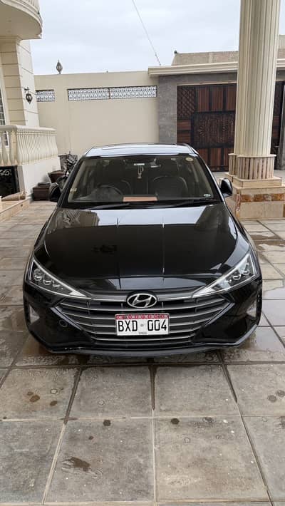 Hyundai Elantra 2022