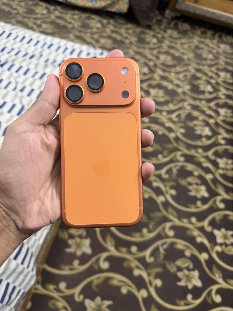 Apple iPhone 17 Pro 0