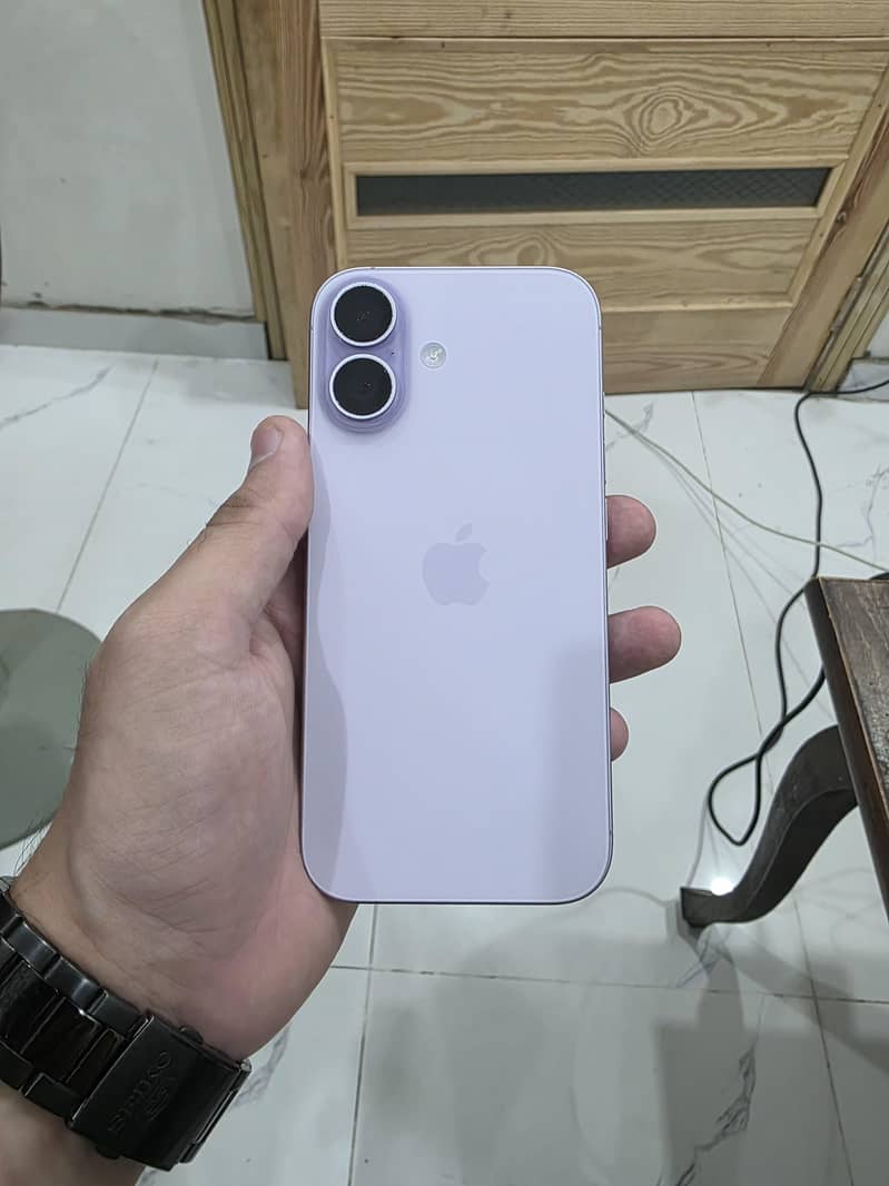 Apple iPhone 17 1