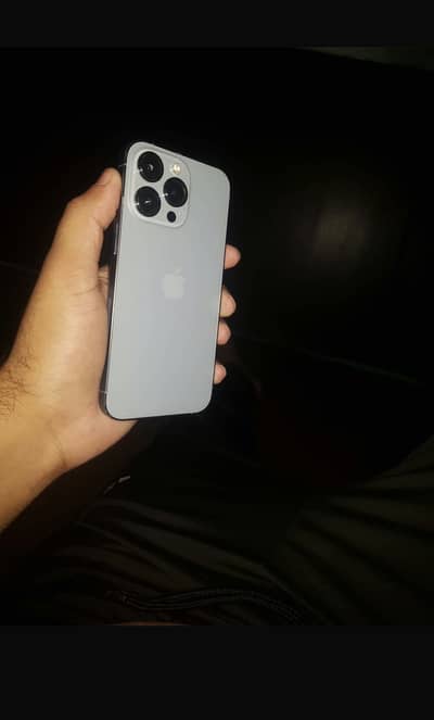 Apple iPhone 13 Pro