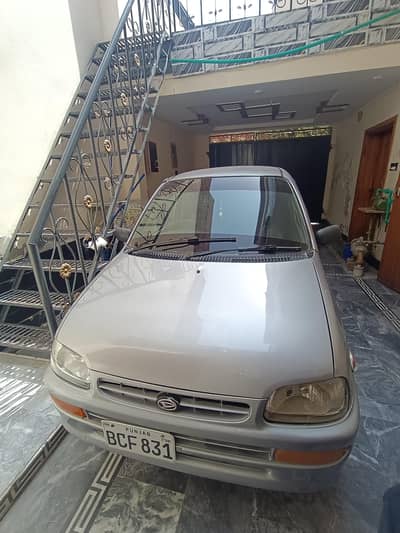 Daihatsu Cuore 2011