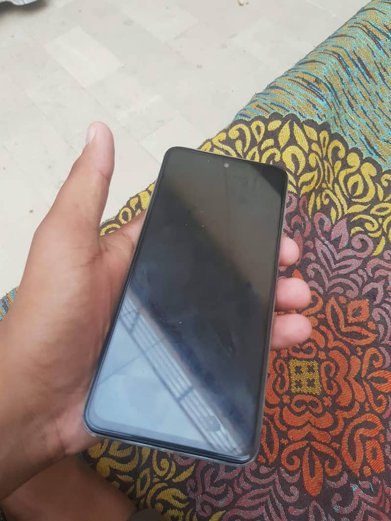 Realme C71 4