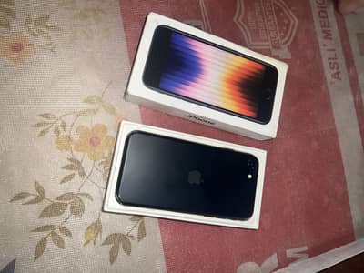 iPhone SE 3rd Gen With Box JV