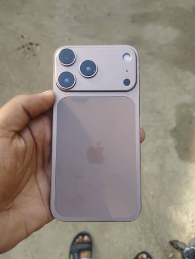 iPhone XR convold iPhone 18 pro ma