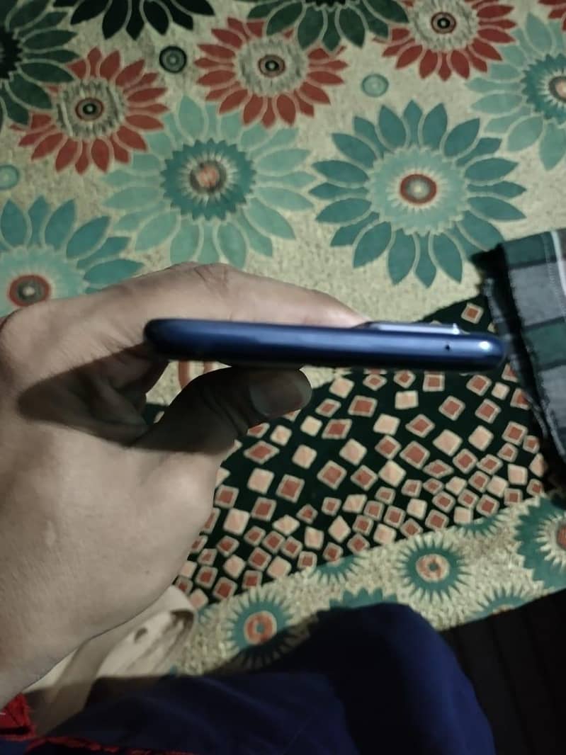 Vivo V21e 6