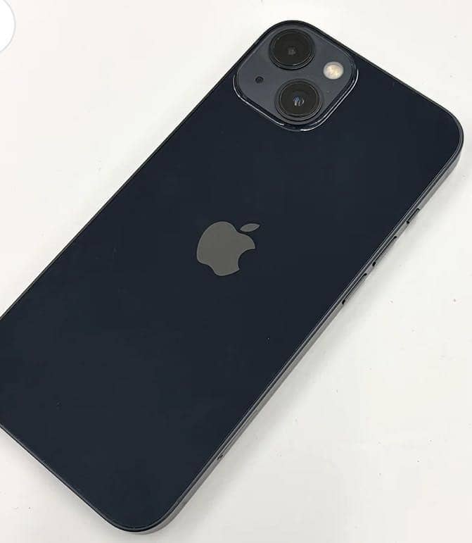 Apple iPhone 13 0