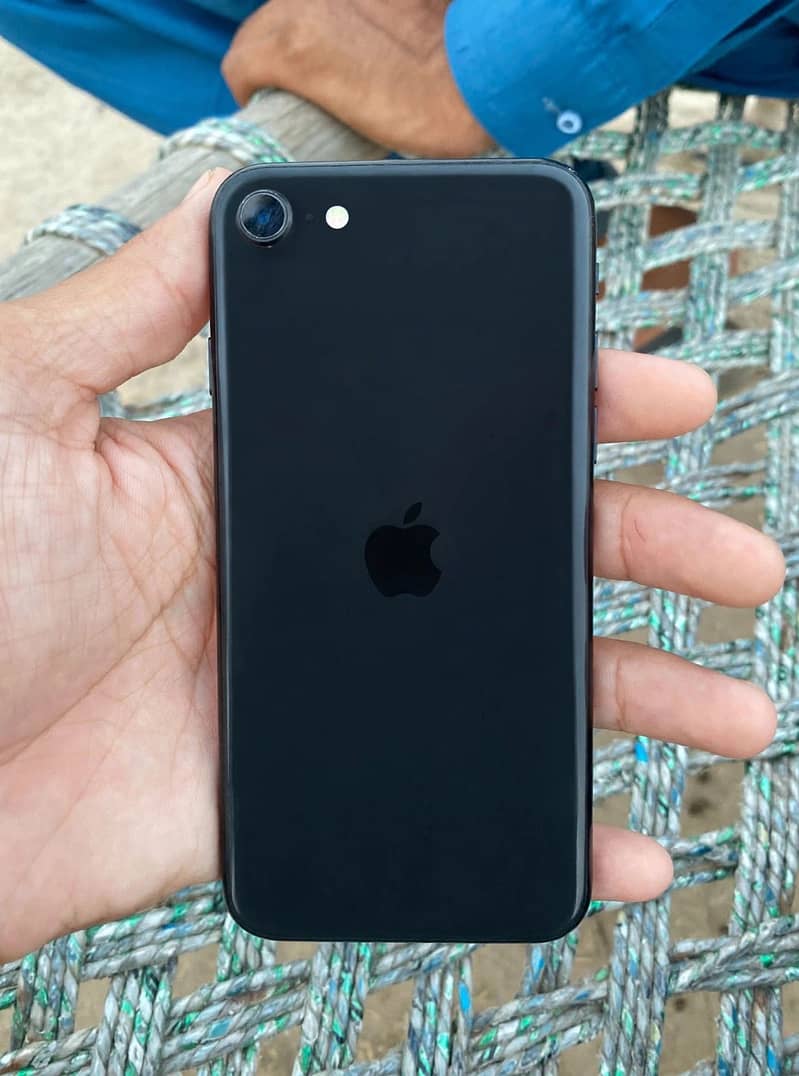 Apple iPhone SE 0