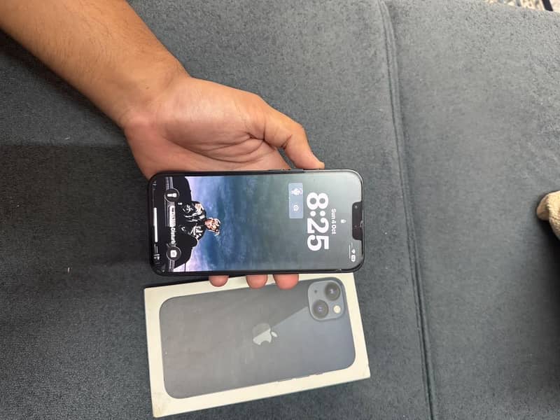 Apple iPhone 13 7