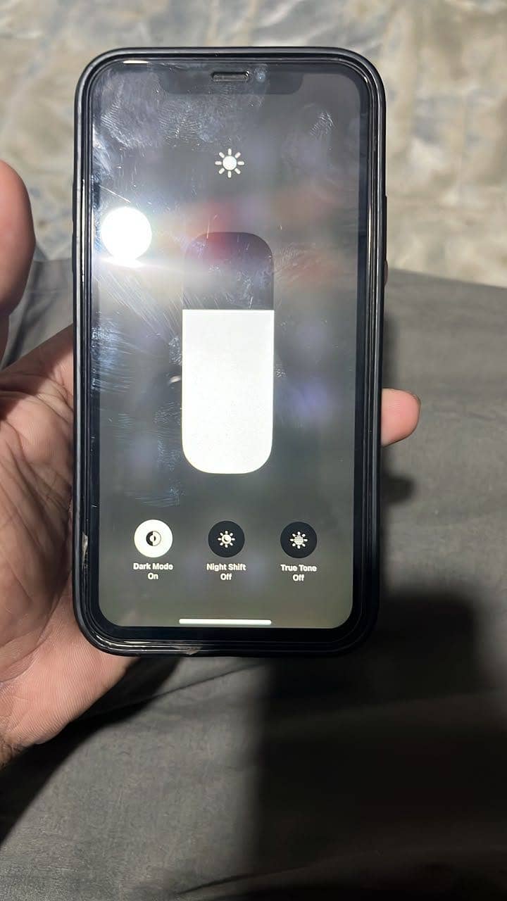 Apple iPhone XR 9