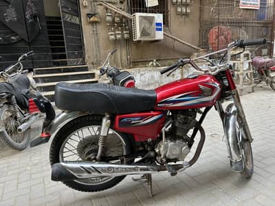 CG HONDA 125 2013 MODEL 10/10 CONDITION COMPLETE DOCUMENTS