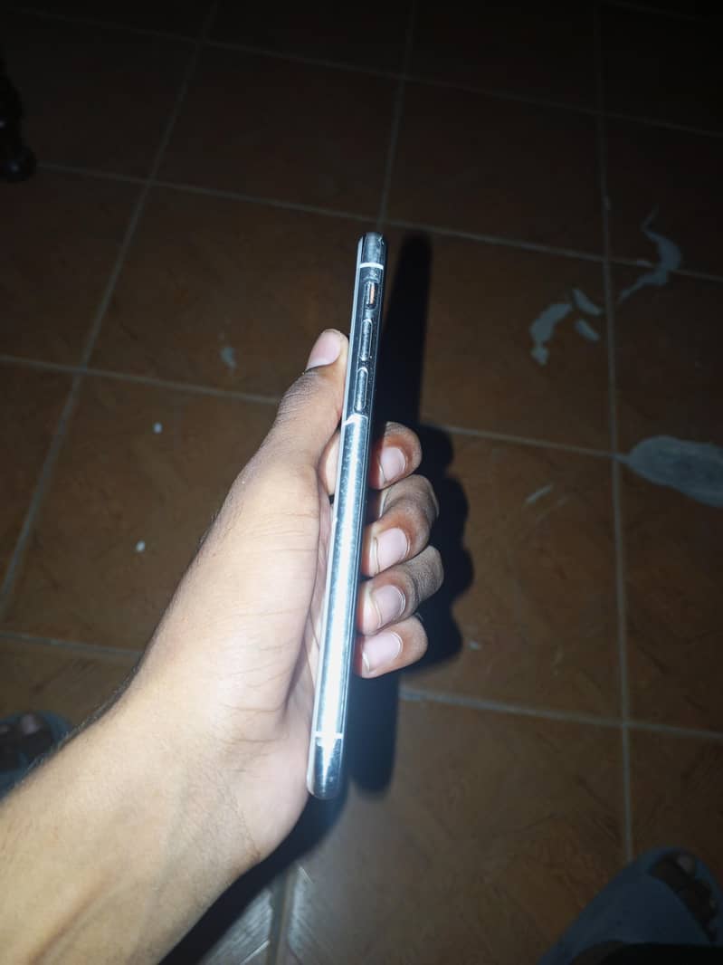 Apple iPhone X 1