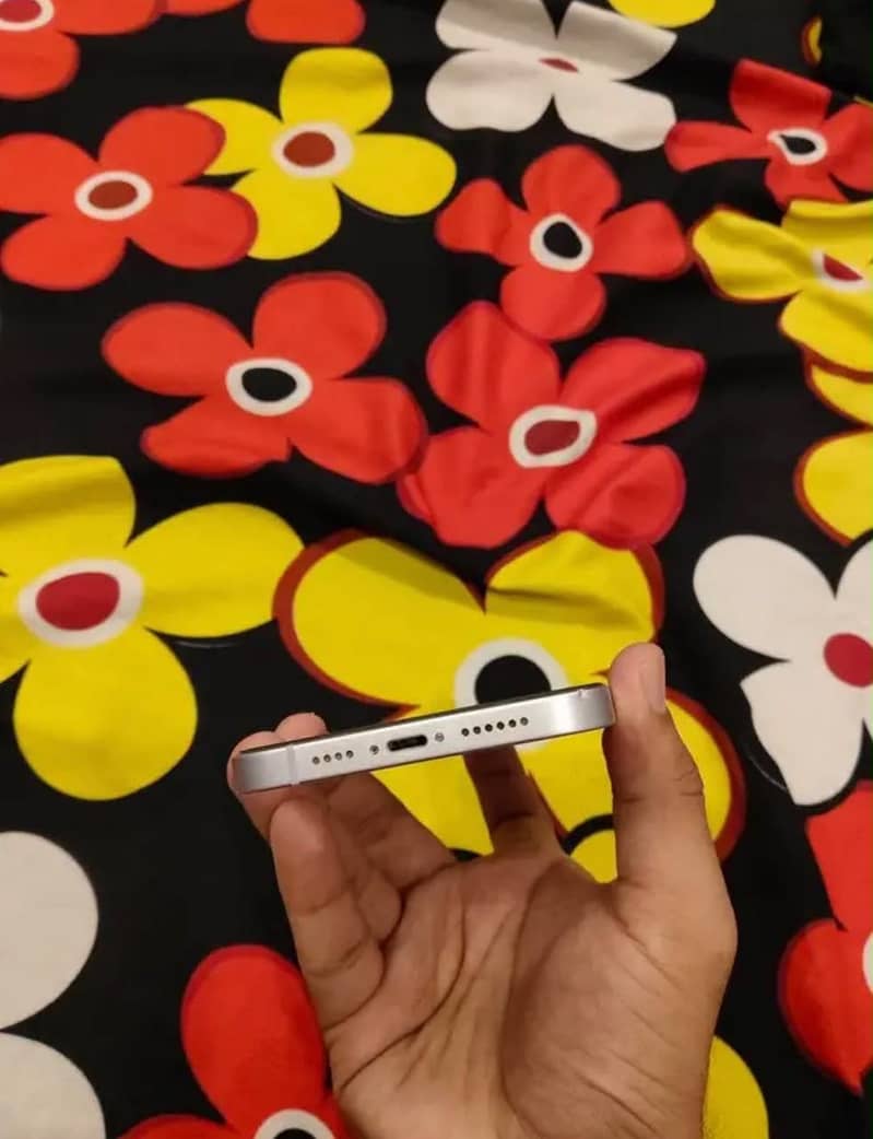 Apple iPhone 14 plus 1