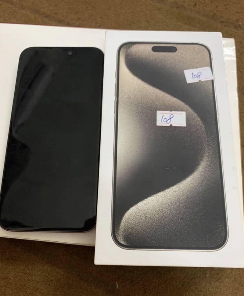 Apple iPhone 15 Pro Max 3