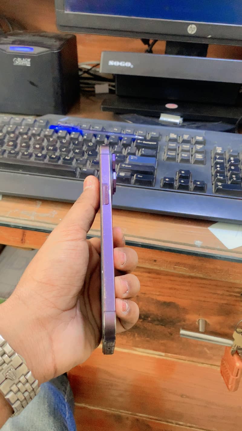 Apple iPhone 14 Pro Max 7