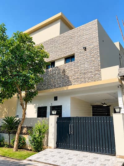 5 Marla Corner House for Sale in DHA Phase 9 Town, Block C Excellent Investment Opportunity