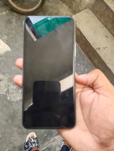 Vivo Y21    4 /64