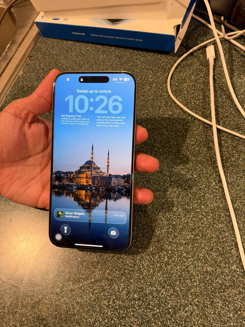 Apple iPhone 15 Pro Max 2