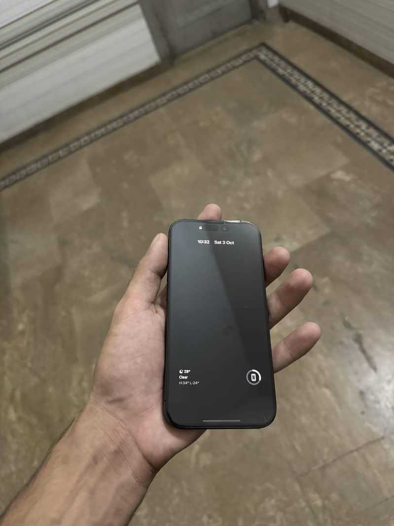 Apple iPhone 15 Pro 1