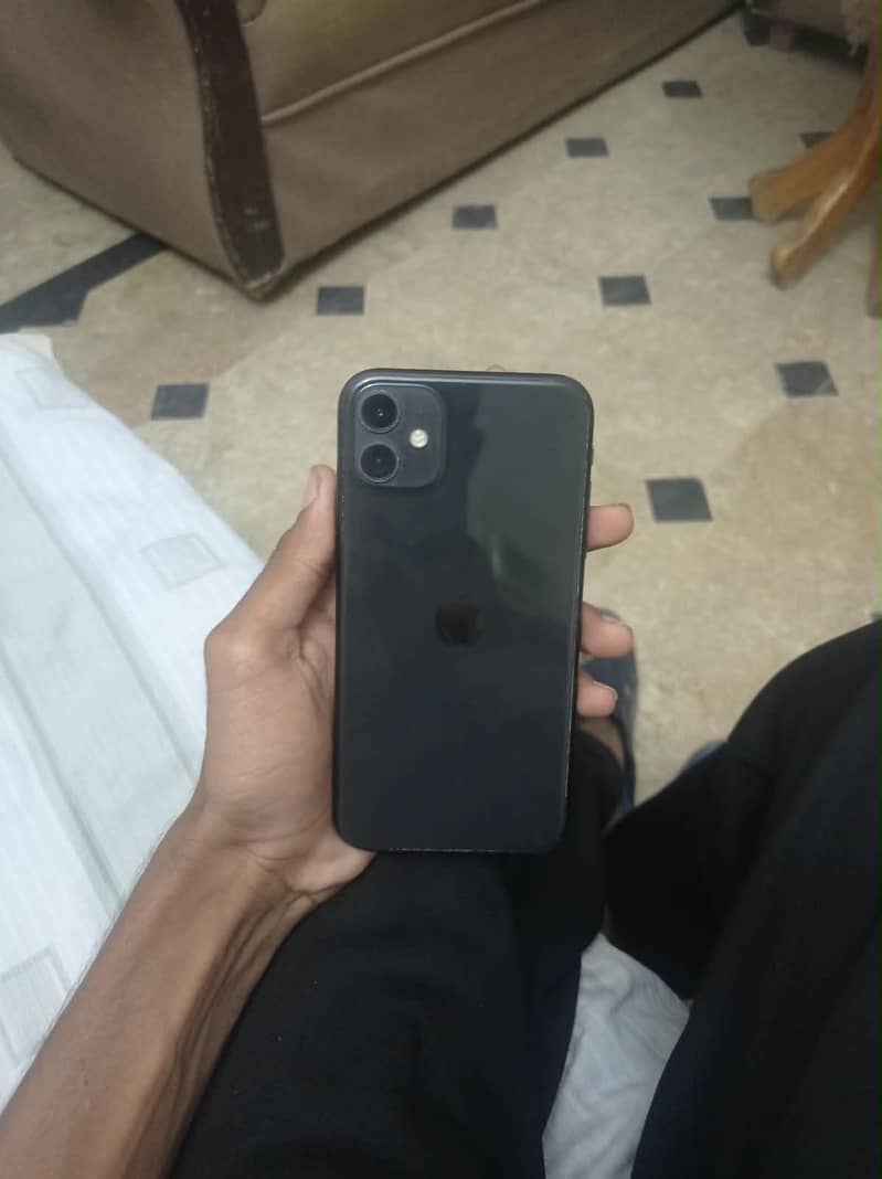 Apple iPhone 11 0