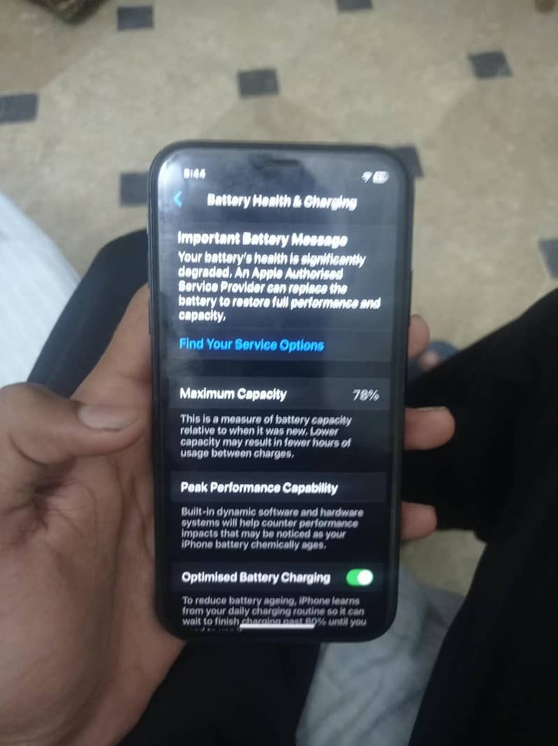 Apple iPhone 11 3