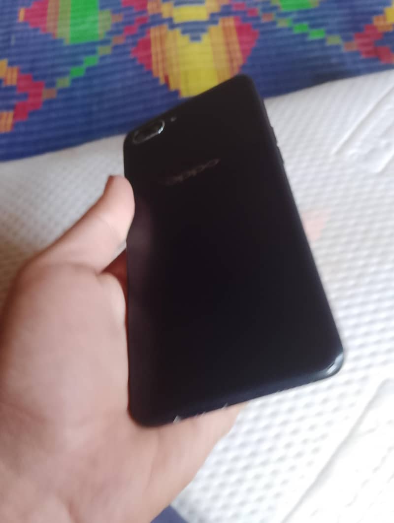 OPPO A3s 1