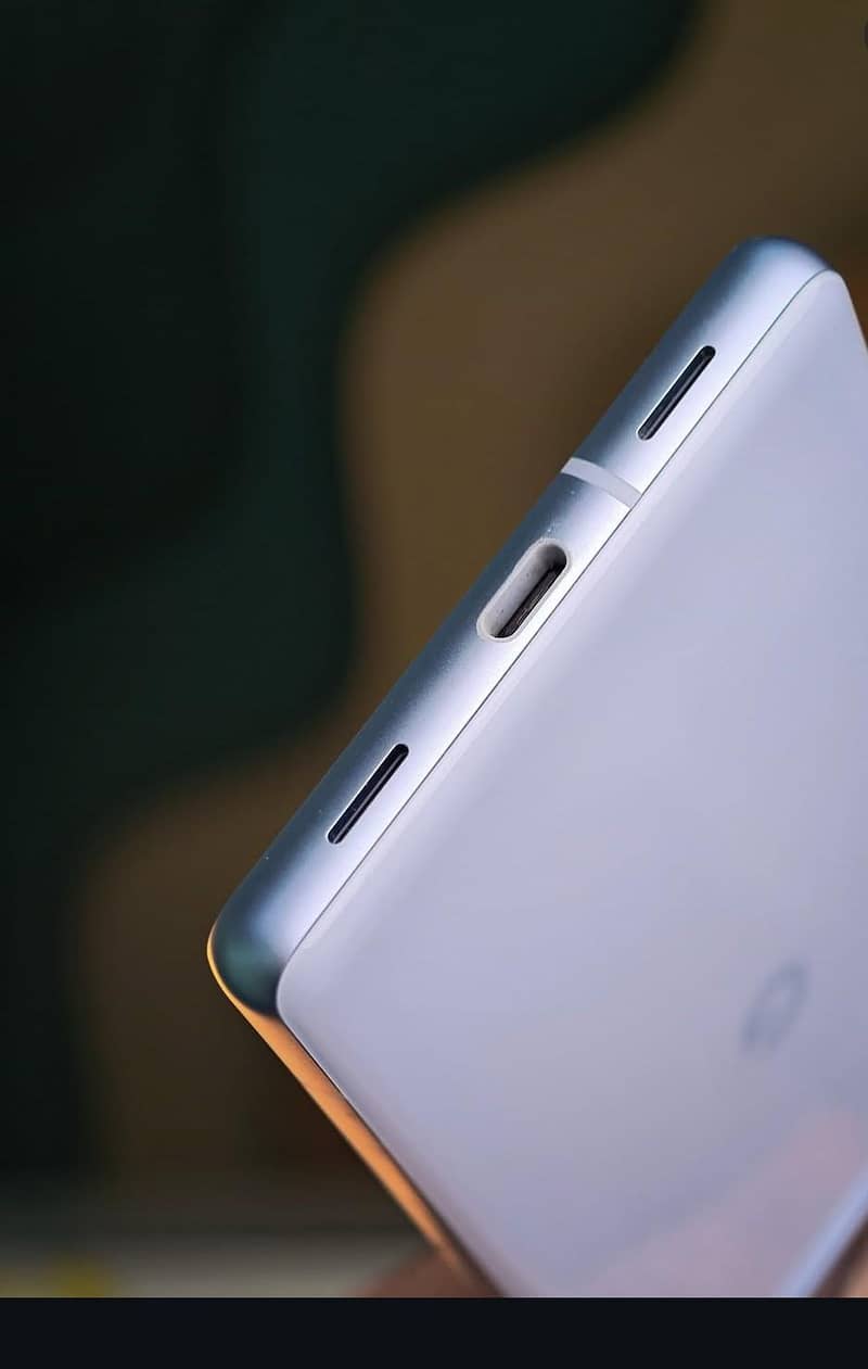 Google Pixel 7a 2