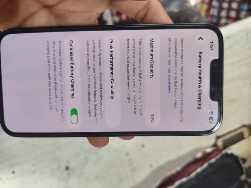 Apple iPhone 13 6