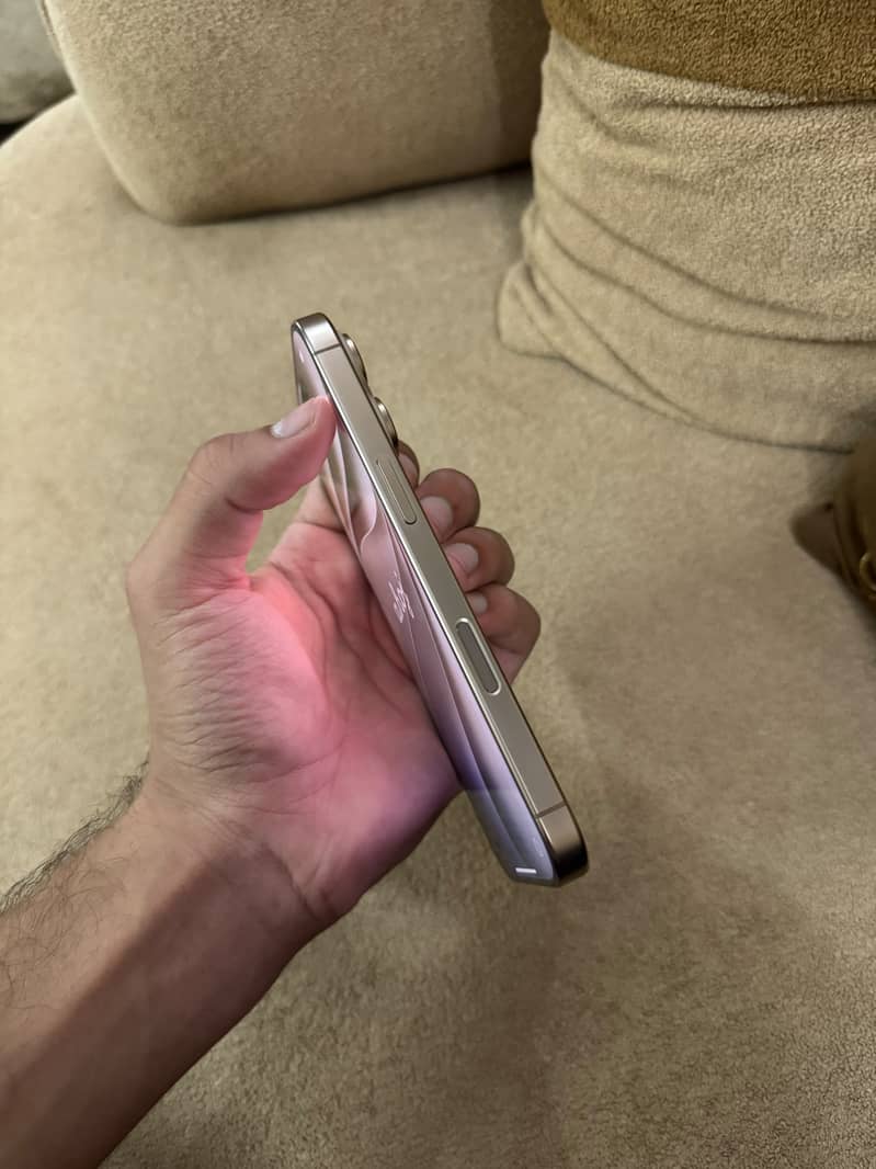 iPhone 16 pro icloud 5
