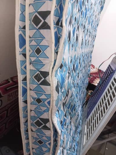 5/6.5 ft queen bed matress
