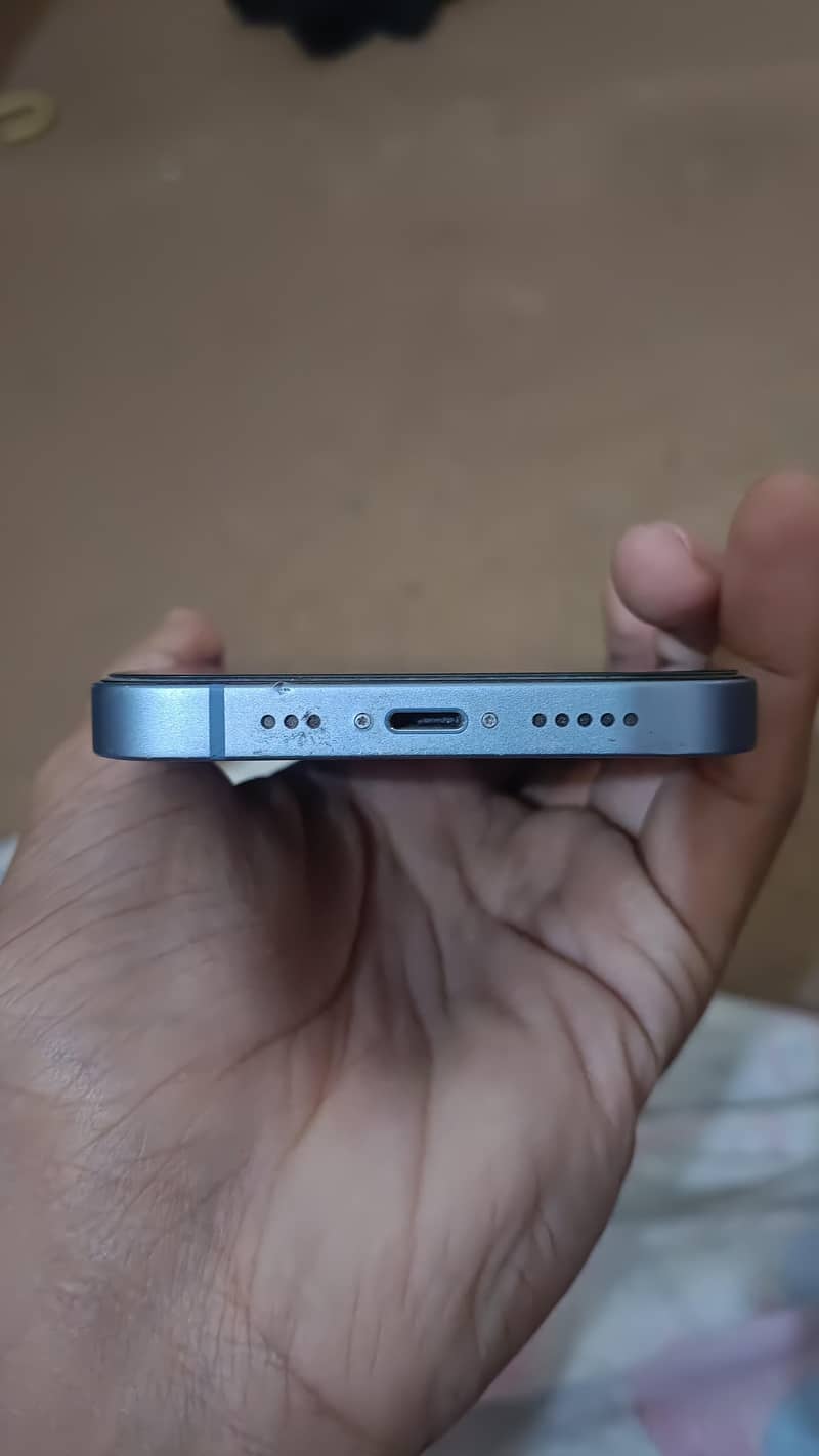 Apple iPhone 14 2