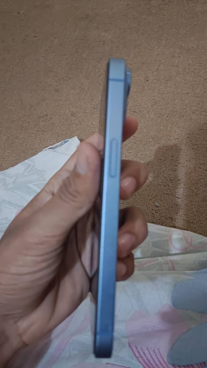 Apple iPhone 14 5
