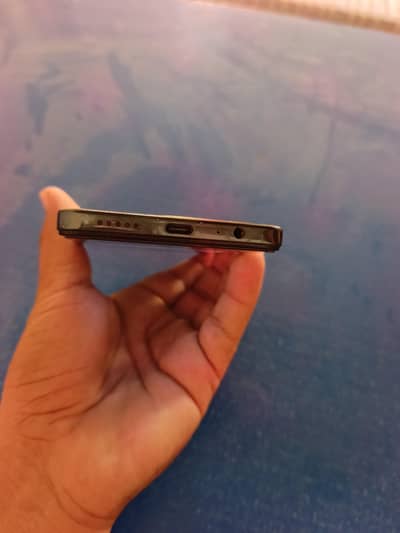 Vivo Y28