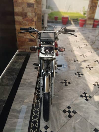 CG 125 Gold edition 2k25 model