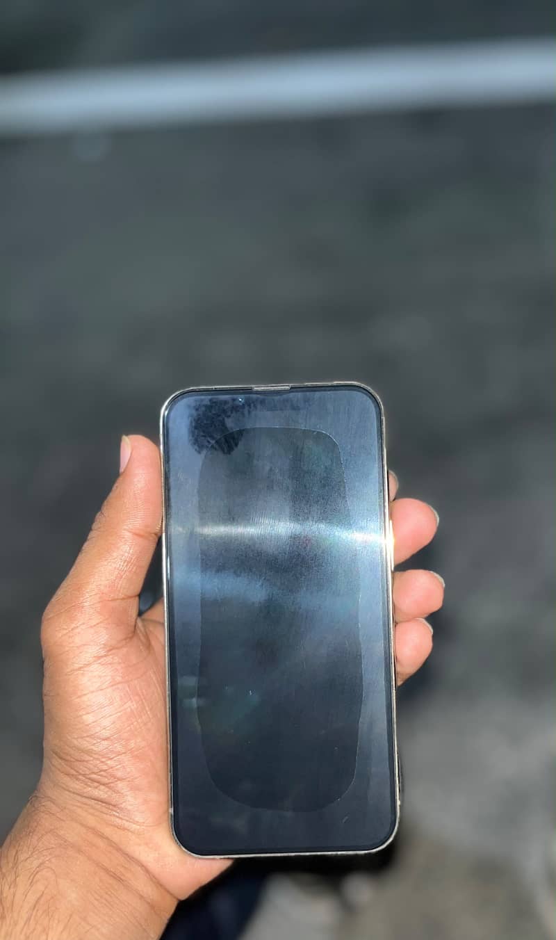 Apple iPhone 13 Pro 2