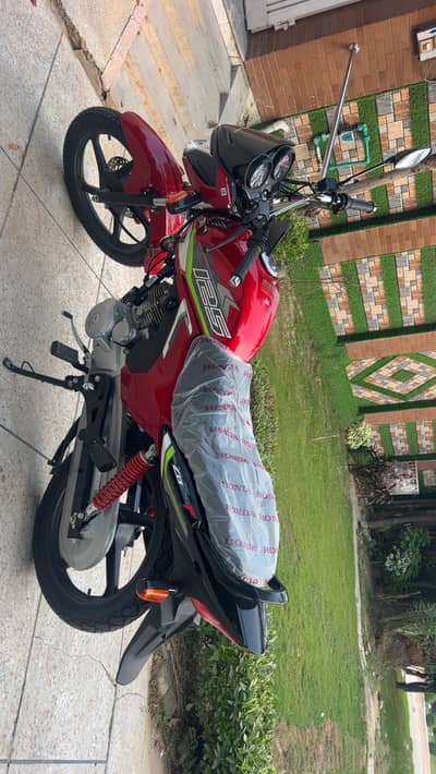 Honda CB 125F