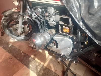 Suzuki gs 750